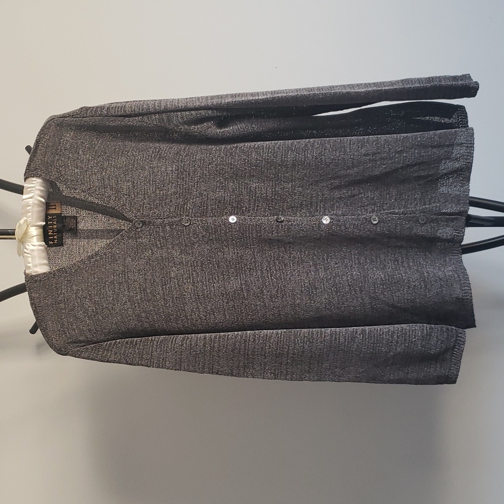 Finity Naturals Women's cardigan